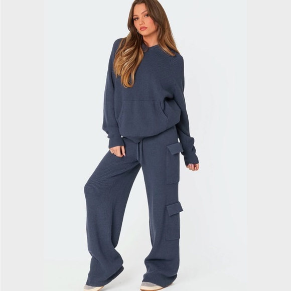 Women's Blue cargo Knit Pants - Picture 5 of 5